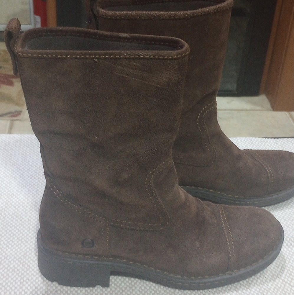 Born Brown Suede Pull On Boots Size 8.5/40